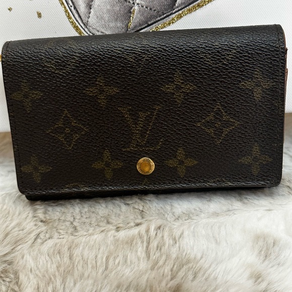 Louis Vuitton Monogram Brown Wallet Authentic EUC - Picture 1 of 14